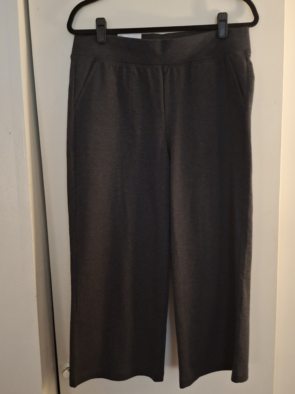 Croft & Barrow Women's Wide-Leg Mid-rise Knit Pants in Charcoal